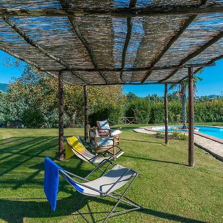 Casale Cicognola 12, Emma Massa Martana